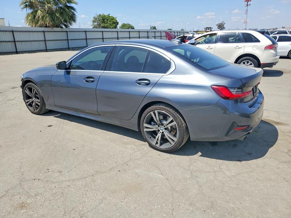 49515916 :رقم المزاد ، 3MW5R1J01L8B06934 vin ، 2020 Bmw 330i مزاد بيع
