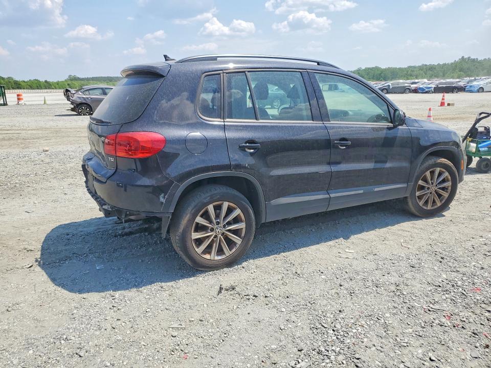 51369496 :رقم المزاد ، WVGAV7AX2JK003302 vin ، 2018 Volkswagen Tiguan Limited مزاد بيع