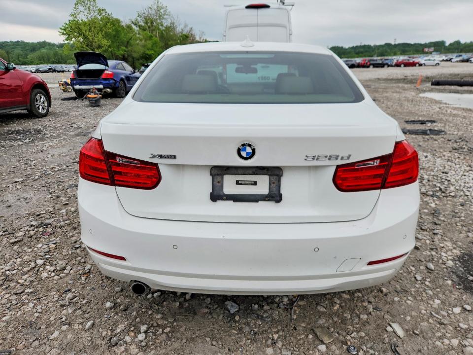 51112736 :رقم المزاد ، WBA3D5C59FK291212 vin ، 2015 Bmw 328 مزاد بيع