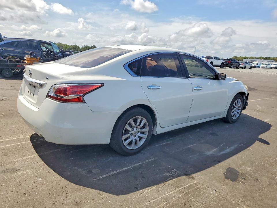 Продаж на аукціоні авто 2015 Nissan Altima, vin: 1N4AL3AP7FN860519, номер лоту: 51667646