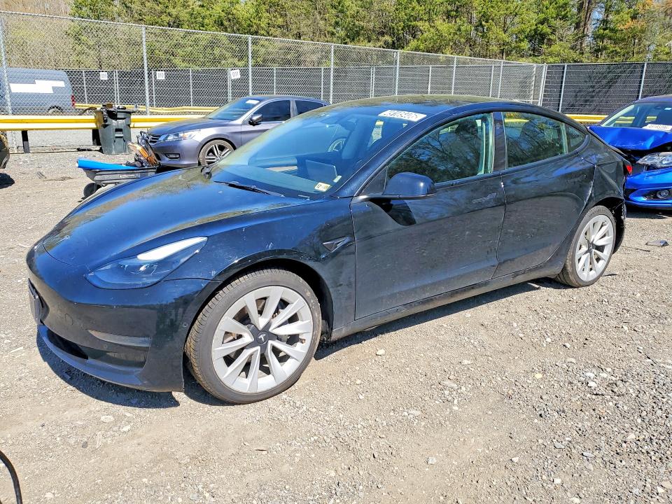 Продажа на аукционе авто 2022 Tesla Model 3, vin: 5YJ3E1EA9NF372063, номер лота: 49105406
