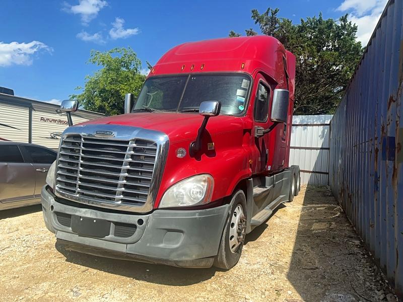 Auction sale of the 2017 Freightliner Cascadia 125, vin: 3AKJGLDR2HSHF4212, lot number: 51526296