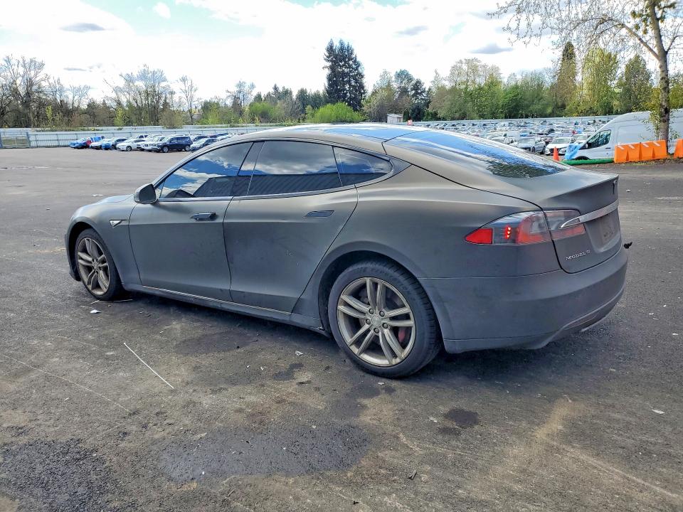 Продаж на аукціоні авто 2014 Tesla Model S, vin: 5YJSA1H17EFP46124, номер лоту: 50180496