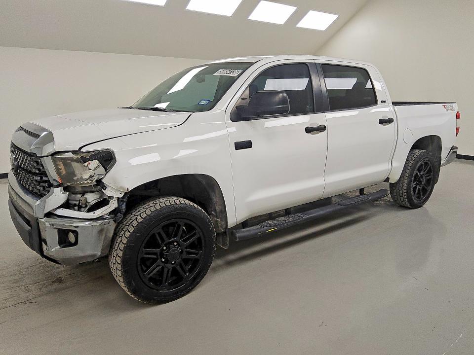 50854136 :رقم المزاد ، 5TFEY5F11LX261435 vin ، 2020 Toyota Tundra مزاد بيع