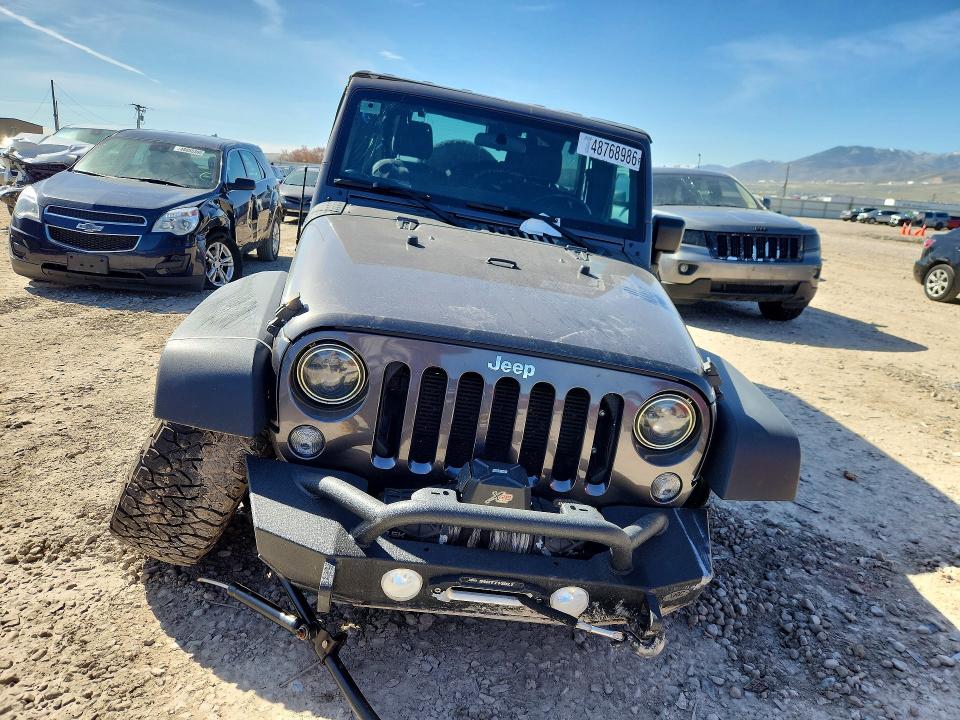 48768986 :رقم المزاد ، 1C4BJWDG0JL828503 vin ، 2018 Jeep Wrangler Unlimited مزاد بيع