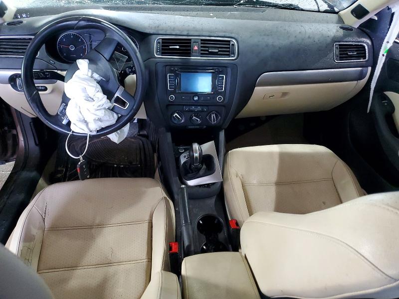 51607446 :رقم المزاد ، 3VWLL7AJ6EM391404 vin ، 2014 Volkswagen Jetta مزاد بيع
