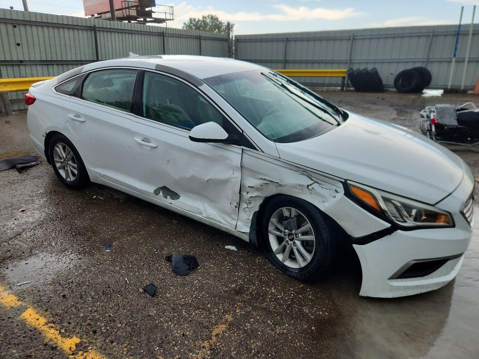 50151656 :رقم المزاد ، 5NPE24AF1HH565897 vin ، 2017 Hyundai Sonata مزاد بيع