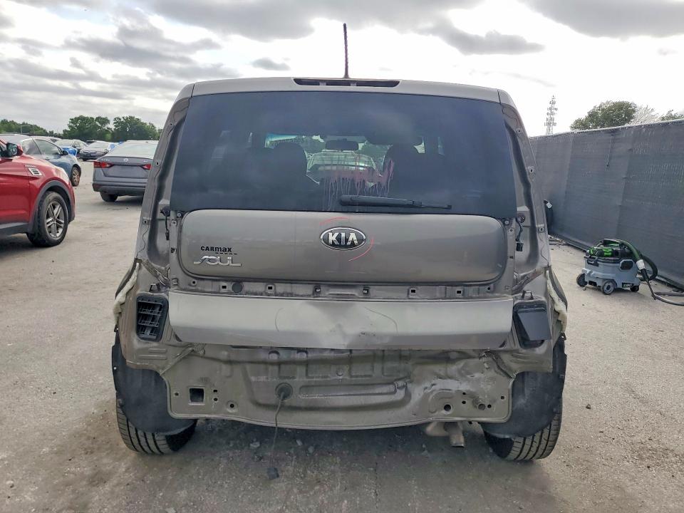 Продажа на аукционе авто 2015 Kia Soul, vin: KNDJN2A21F7210916, номер лота: 49667066