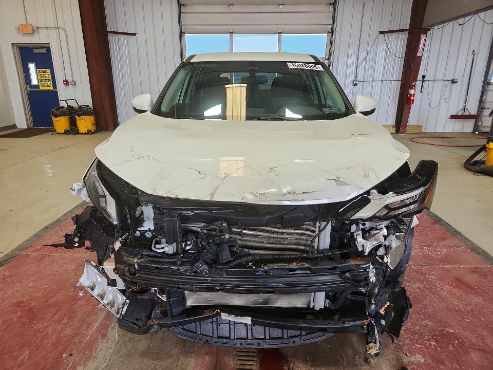46088006 :رقم المزاد ، 5N1BT3BB8PC684641 vin ، 2023 Nissan Rogue مزاد بيع