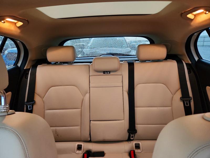 48196086 :رقم المزاد ، WDCTG4GB6FJ079713 vin ، 2015 Mercedes-benz Gla مزاد بيع