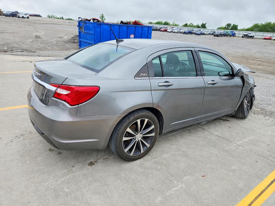 2013 Chrysler 200 მანქანა იყიდება აუქციონზე, vin: 1C3CCBBG1DN720494, აუქციონის ნომერი: 51343576