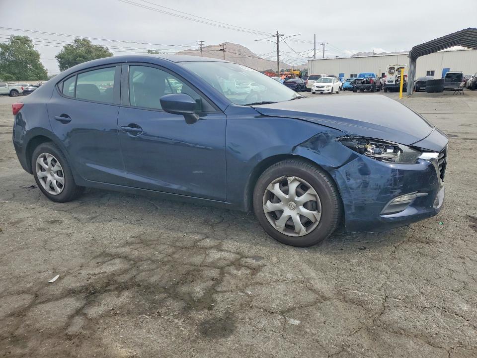 49580266 :رقم المزاد ، 3MZBN1U74JM215576 vin ، 2018 Mazda 3 مزاد بيع