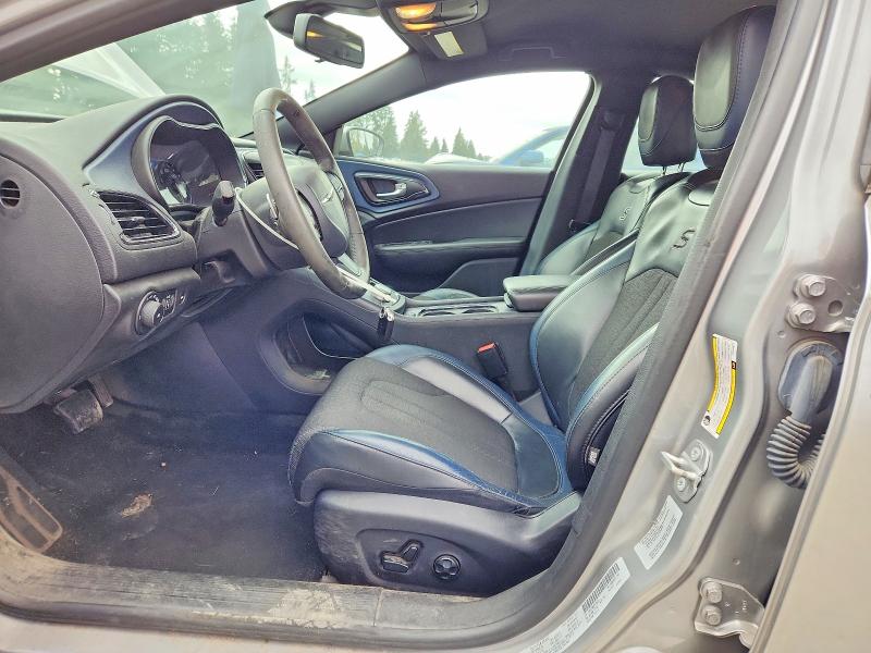 48479656 :رقم المزاد ، 1C3CCCBB9FN725911 vin ، 2015 Chrysler 200 مزاد بيع