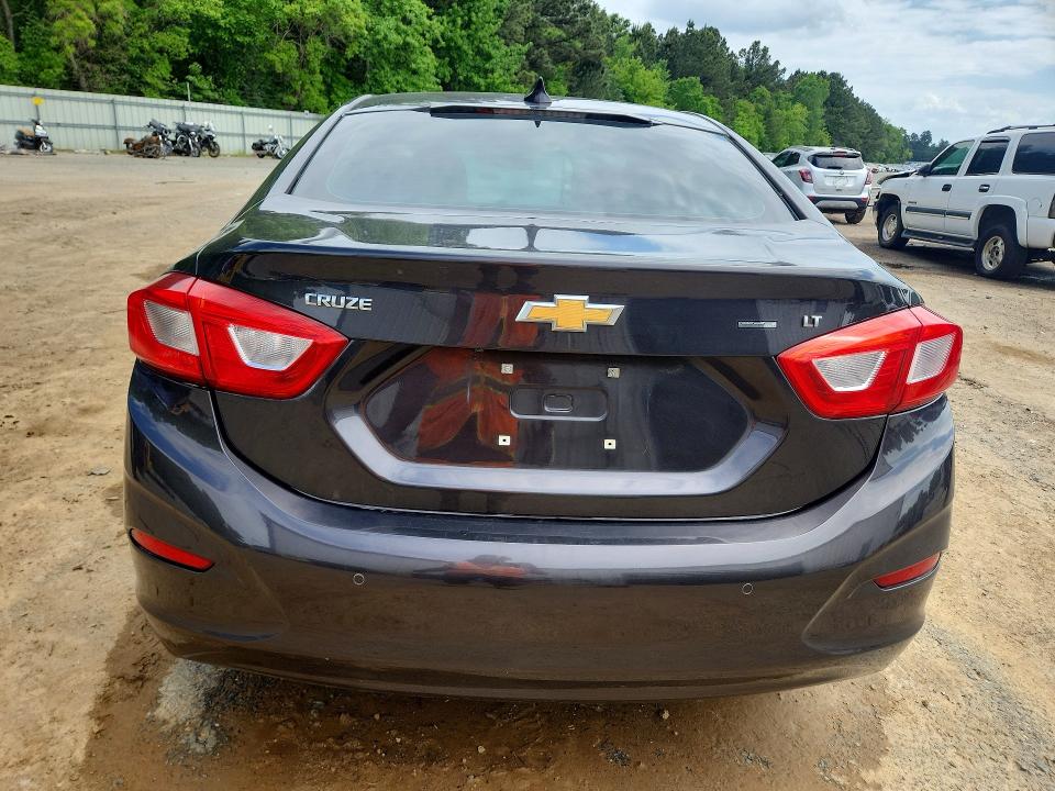 2017 Chevrolet Cruze მანქანა იყიდება აუქციონზე, vin: 1G1BE5SM8H7186406, აუქციონის ნომერი: 49683286