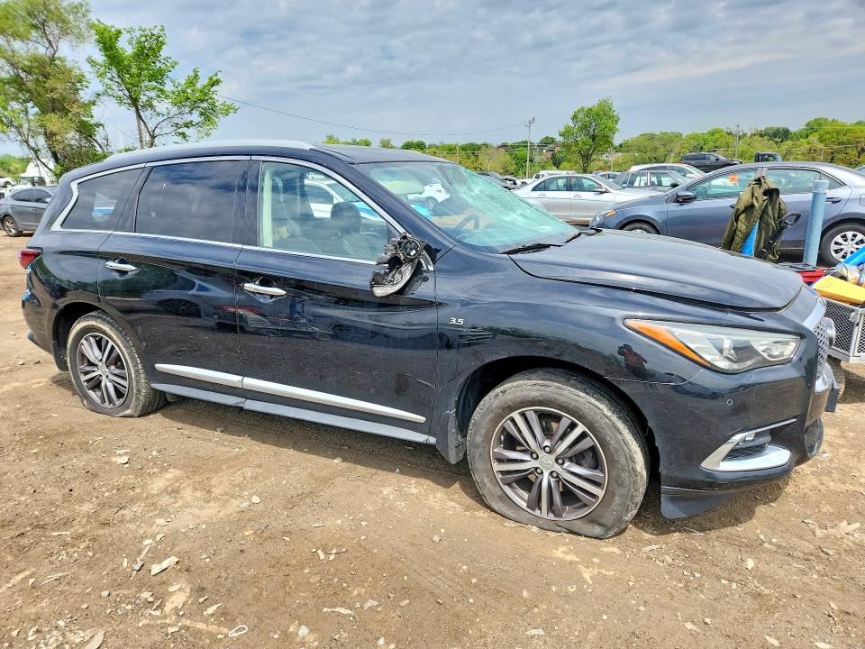 51015526 :رقم المزاد ، 5N1DL0MM7HC558049 vin ، 2017 Infiniti Qx60 مزاد بيع
