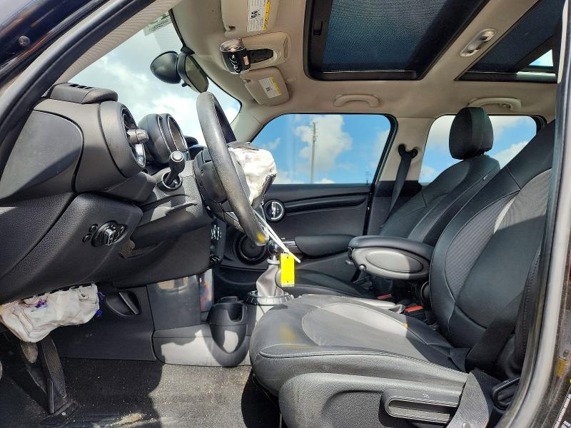 Продажа на аукционе авто 2015 Mini Cooper, vin: WMWXS5C51F2C63575, номер лота: 51356406