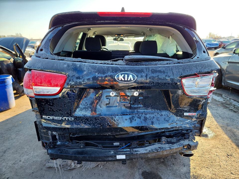 49070816 :رقم المزاد ، 5XYPGDA14JG351093 vin ، 2018 Kia Sorento مزاد بيع