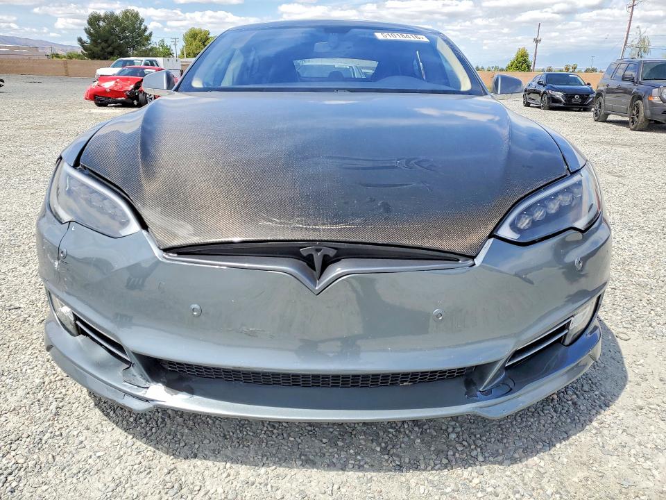Продажа на аукционе авто 2013 Tesla Model S, vin: 5YJSA1CN4DFP27183, номер лота: 51018416