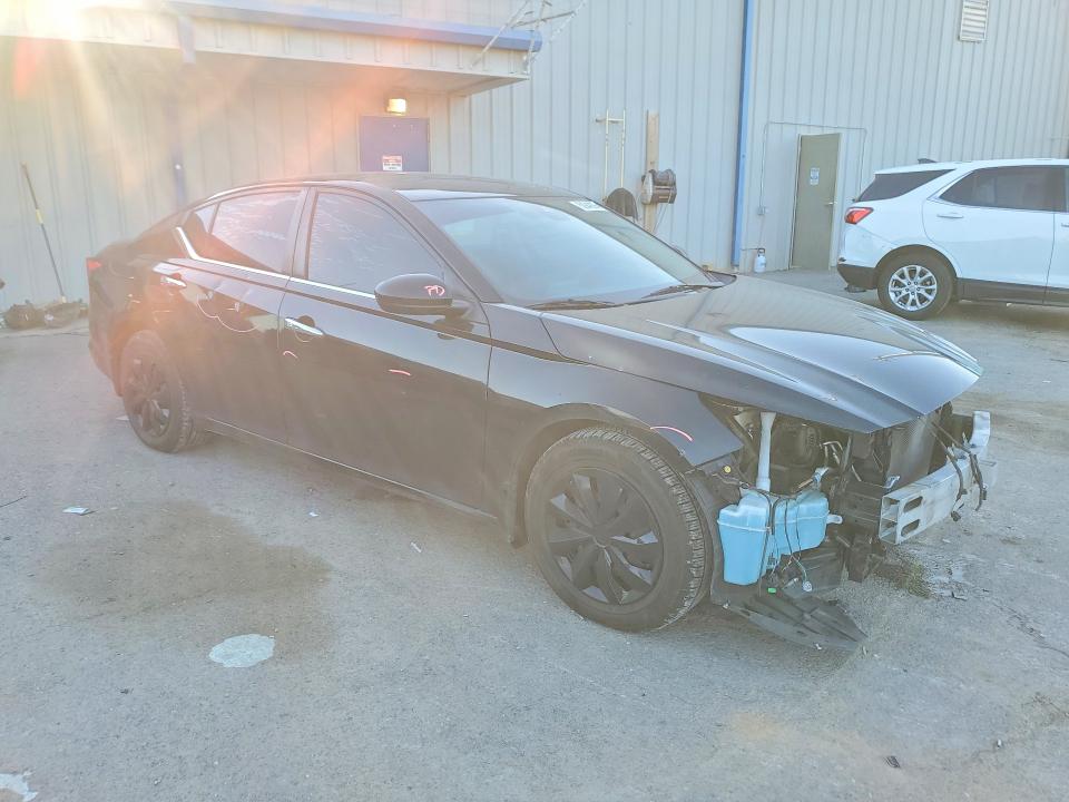 Продаж на аукціоні авто 2021 Nissan Altima, vin: 1N4BL4BV1MN378777, номер лоту: 50948266
