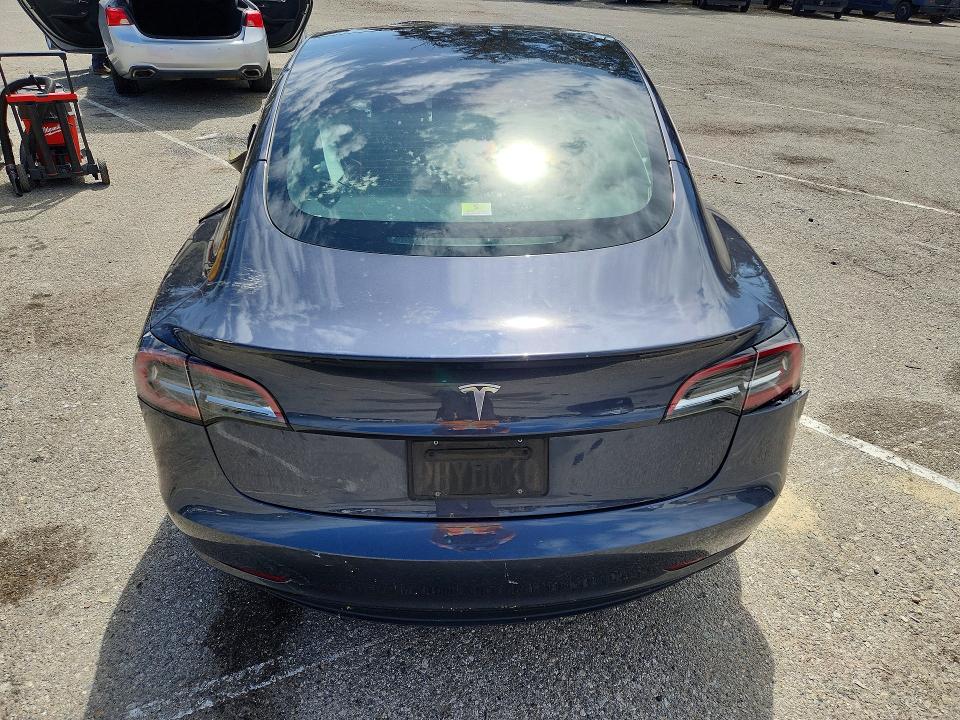 Продажа на аукционе авто 2023 Tesla Model 3, vin: 5YJ3E1EA9PF642637, номер лота: 51677936