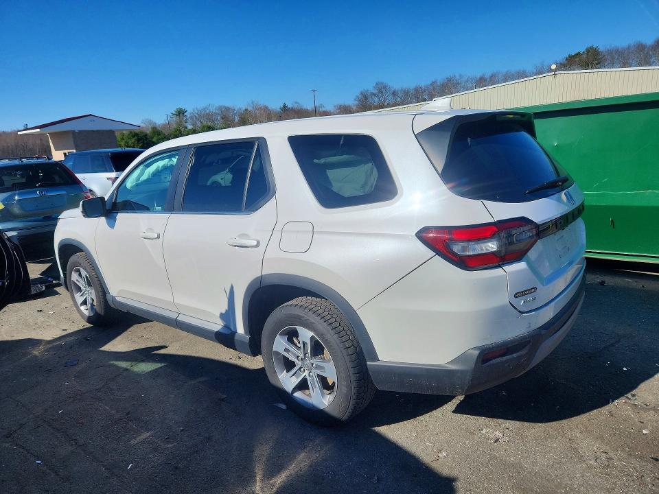 48978456 :رقم المزاد ، 5FNYG1H45PB043420 vin ، 2023 Honda Pilot مزاد بيع