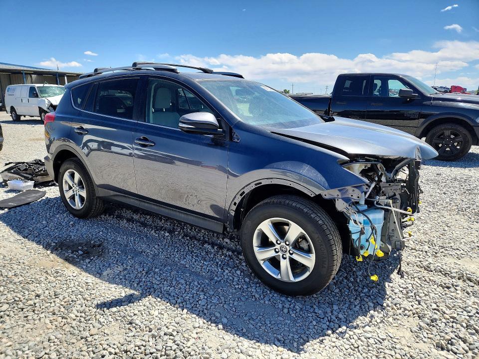 50110456 :رقم المزاد ، JTMRFREV7FD114108 vin ، 2015 Toyota Rav4 مزاد بيع