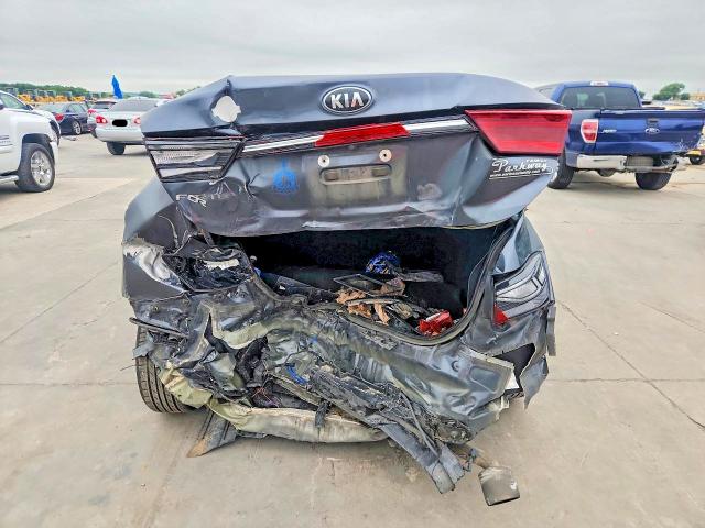 51670606 :رقم المزاد ، 3KPF24AD6KE069153 vin ، 2019 Kia Forte مزاد بيع