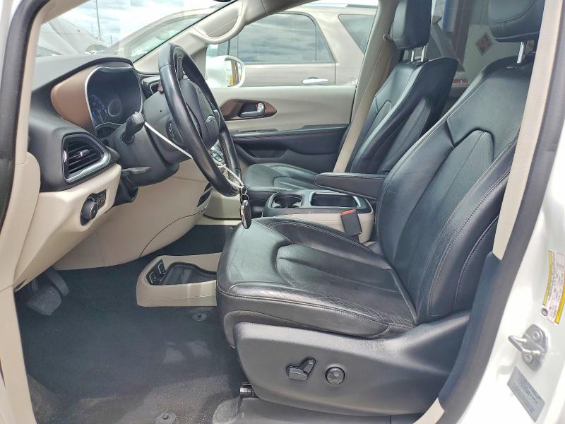 Продаж на аукціоні авто 2017 Chrysler Pacifica, vin: 2C4RC1EG3HR684196, номер лоту: 49960706