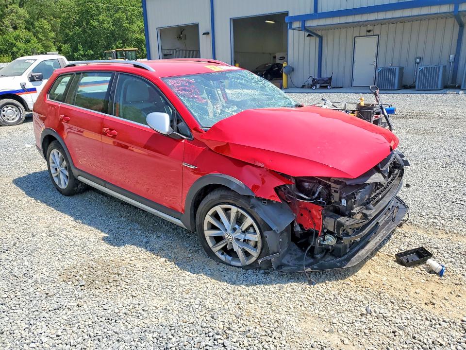 Продажа на аукционе авто 2017 Volkswagen Golf Alltrack, vin: 3VWH17AU4HM511050, номер лота: 51286366