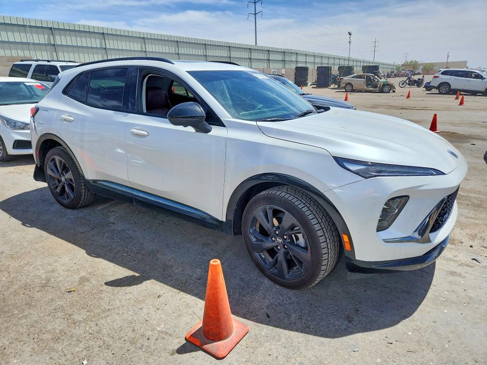 2024 Buick Envision მანქანა იყიდება აუქციონზე, vin: LRBFZPE40RD015798, აუქციონის ნომერი: 51023136