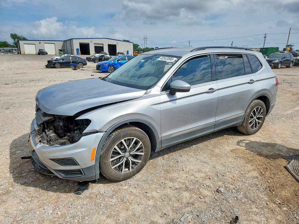 48543566 :رقم المزاد ، 3VV3B7AX5LM115014 vin ، 2020 Volkswagen Tiguan مزاد بيع