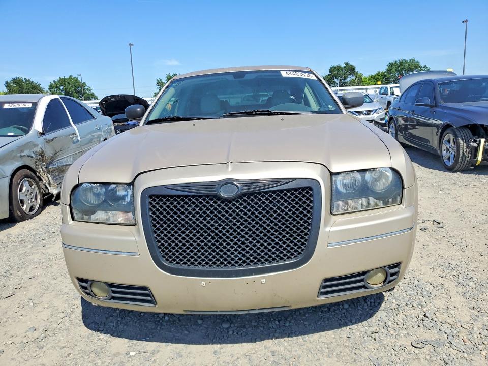 2006 Chrysler 300 მანქანა იყიდება აუქციონზე, vin: 2C3KA53G66H348776, აუქციონის ნომერი: 48483636