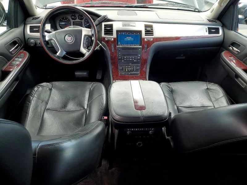 2008 Cadillac Escalade მანქანა იყიდება აუქციონზე, vin: 1GYFK66858R242983, აუქციონის ნომერი: 51483306