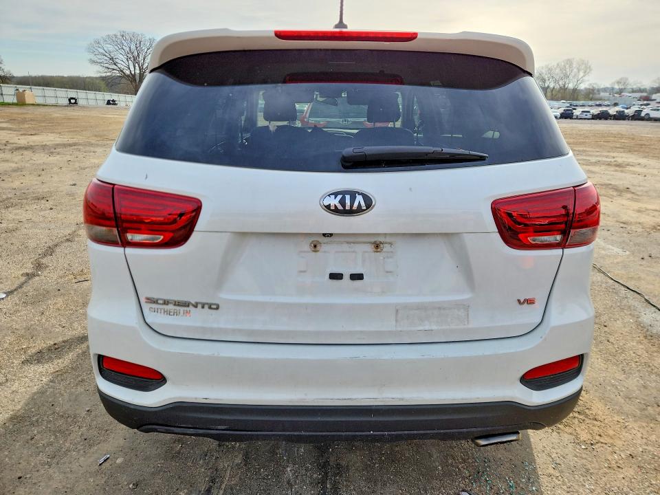 Продажа на аукционе авто 2019 Kia Sorento, vin: 5XYPGDA56KG572103, номер лота: 49186356