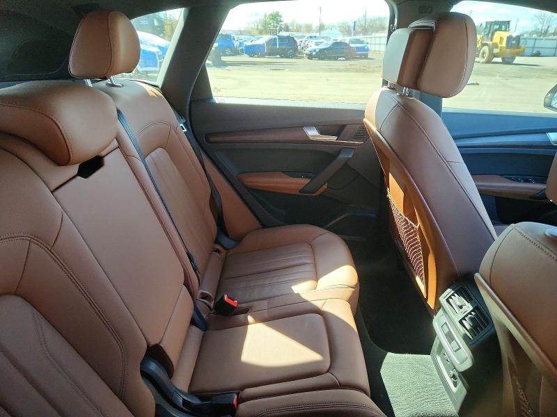 Продажа на аукционе авто 2021 Audi Q5, vin: WA1BAAFY1M2027947, номер лота: 47963426