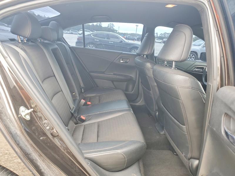 Продажа на аукционе авто 2017 Honda Accord, vin: 1HGCR2F5XHA146365, номер лота: 49607876