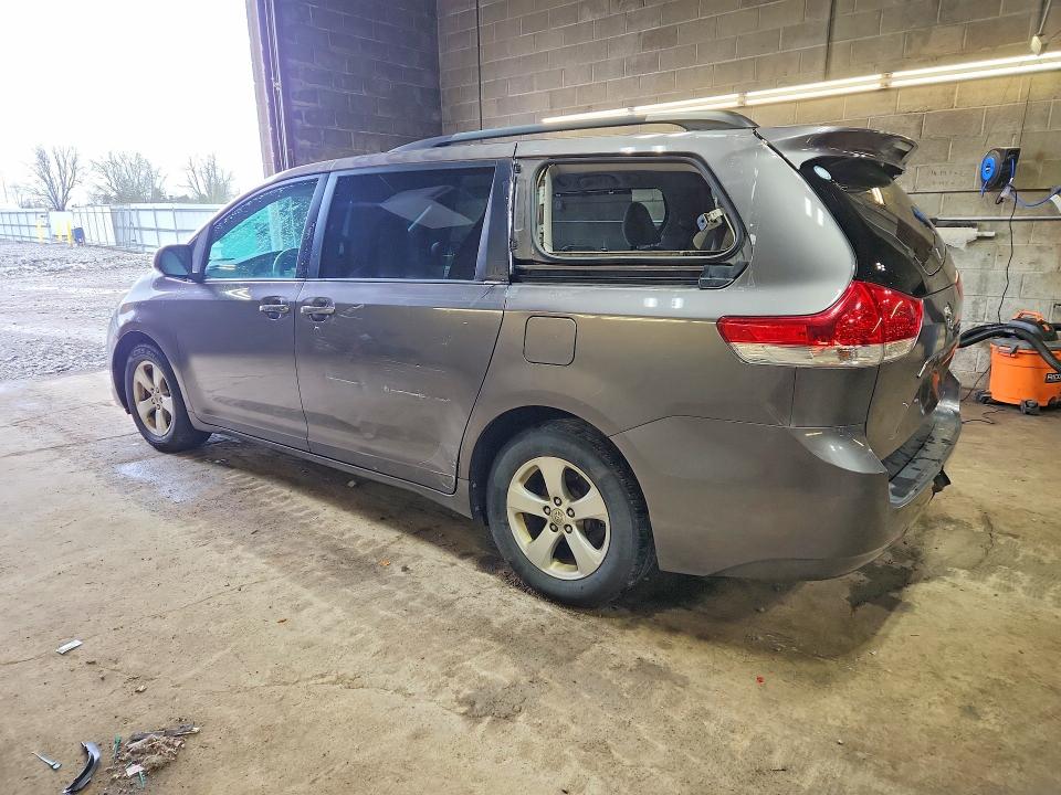 2012 Toyota Sienna მანქანა იყიდება აუქციონზე, vin: 5TDKK3DC7CS178188, აუქციონის ნომერი: 50156866
