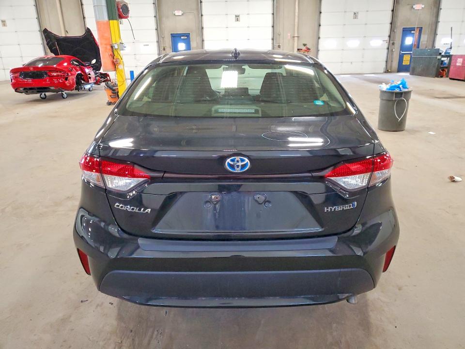 48960296 :رقم المزاد ، JTDEAMDE0NJ058692 vin ، 2022 Toyota Corolla Hybrid مزاد بيع