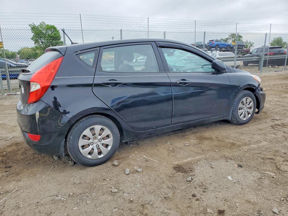 2015 Hyundai Accent მანქანა იყიდება აუქციონზე, vin: KMHCT5AEXFU222800, აუქციონის ნომერი: 51688236