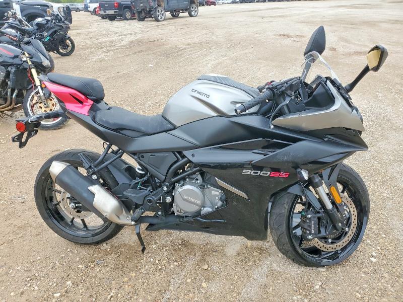 50653506 :رقم المزاد ، LCEPDPL75S6002329 vin ، 2025 Cf Moto 300ss مزاد بيع