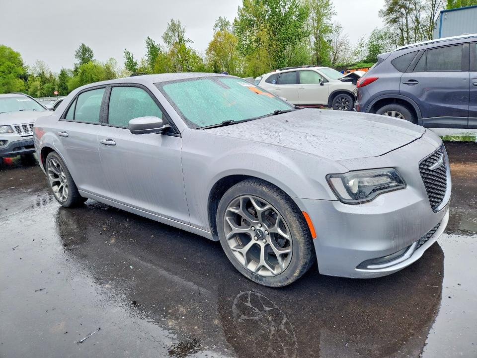 50512296 :رقم المزاد ، 2C3CCABG0JH214461 vin ، 2018 Chrysler 300 مزاد بيع
