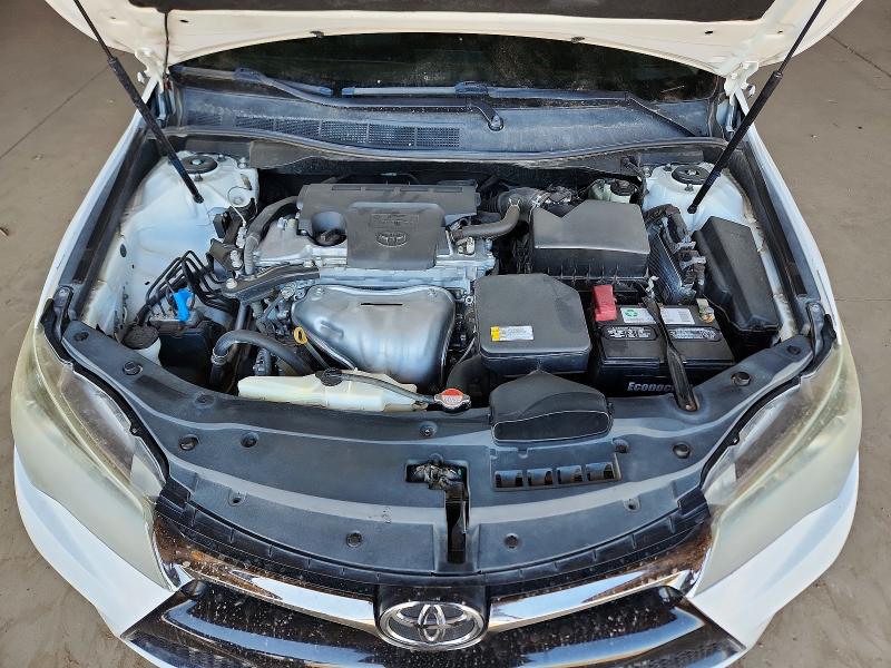 48697536 :رقم المزاد ، 4T1BF1FK2GU141852 vin ، 2016 Toyota Camry مزاد بيع