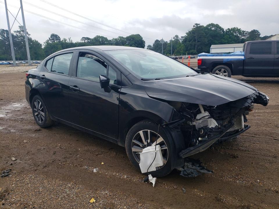 51861616 :رقم المزاد ، 3N1CN8EV3ML867082 vin ، 2021 Nissan Versa مزاد بيع