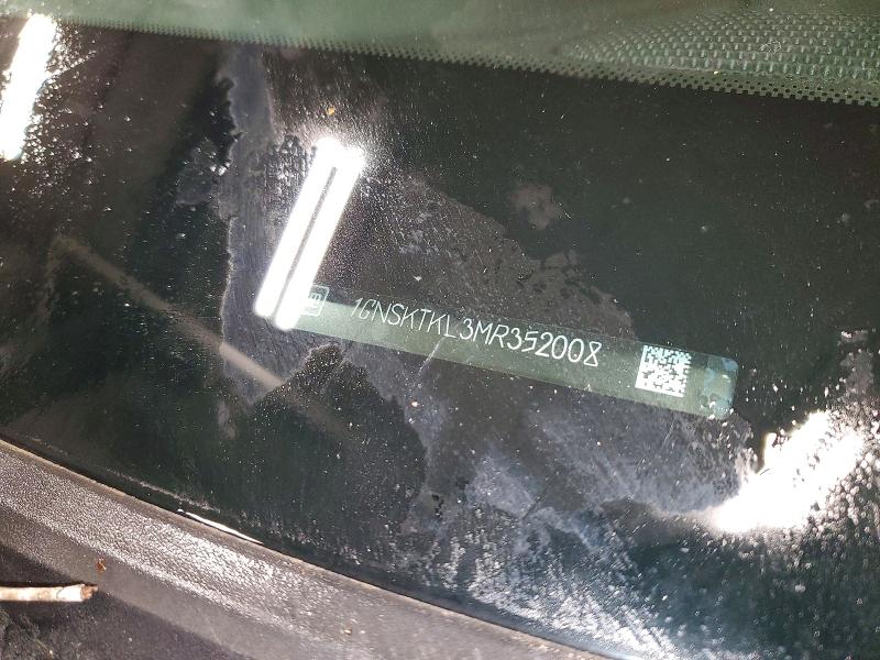 50441446 :رقم المزاد ، 1GNSKTKL3MR352008 vin ، 2021 Chevrolet Tahoe مزاد بيع