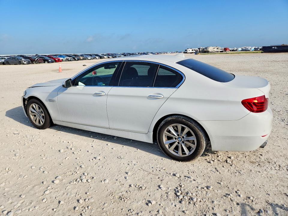 50177486 :رقم المزاد ، WBA5A5C51FD517538 vin ، 2015 Bmw 528 مزاد بيع