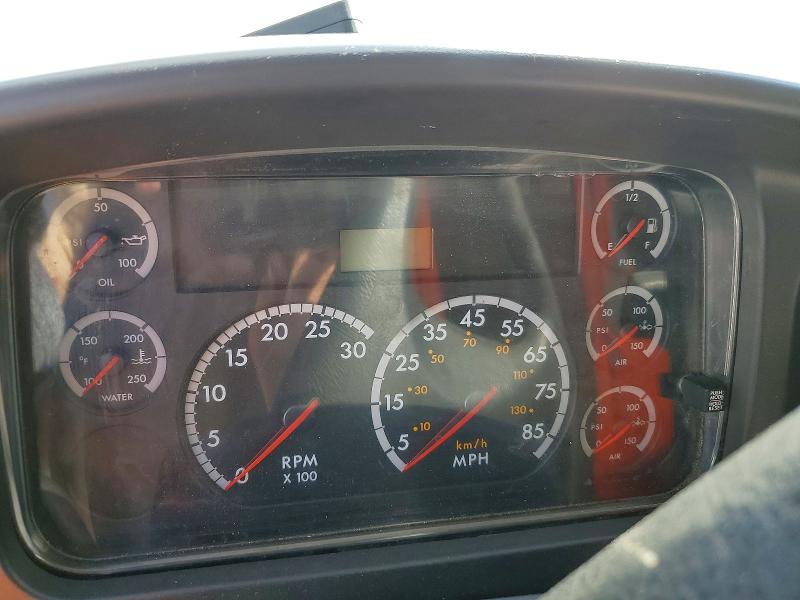 Продажа на аукционе авто 2009 Freightliner M2, vin: 1FVACXDTX9DAM3427, номер лота: 49142526