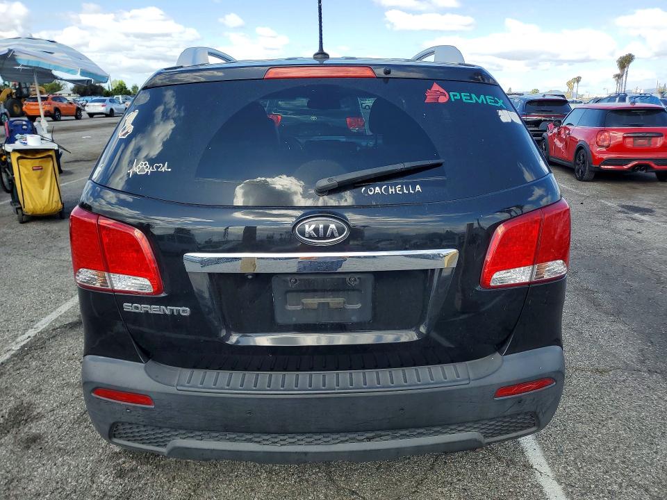 51009236 :رقم المزاد ، 5XYKT4A60DG383691 vin ، 2013 Kia Sorento مزاد بيع