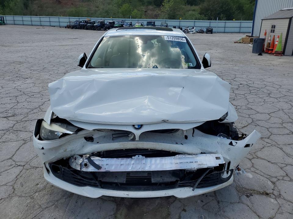 51209856 :رقم المزاد ، WBA3B3G52FNR89034 vin ، 2015 Bmw 328 مزاد بيع