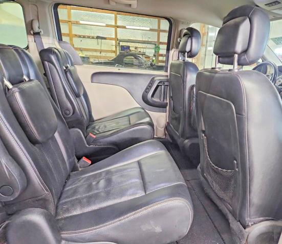50096326 :رقم المزاد ، 2C4RC1CG1CR395619 vin ، 2012 Chrysler Town & Country مزاد بيع