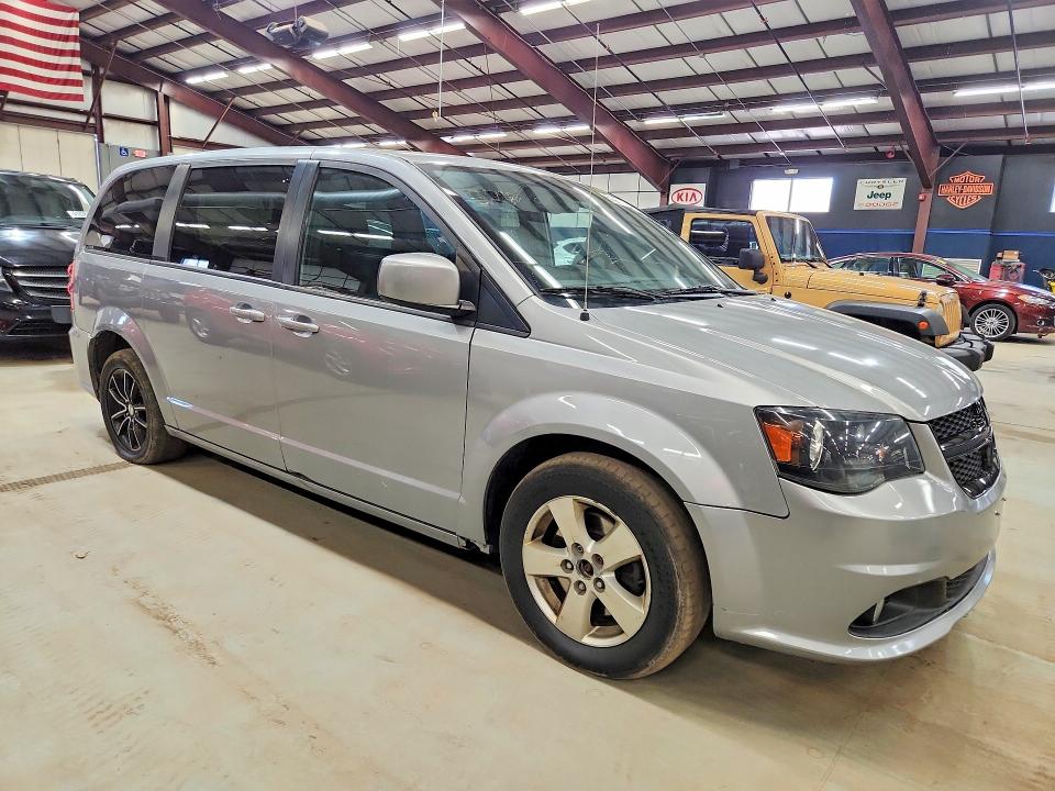 51585966 :رقم المزاد ، 2C4RDGBG5JR190934 vin ، 2018 Dodge Grand Caravan مزاد بيع